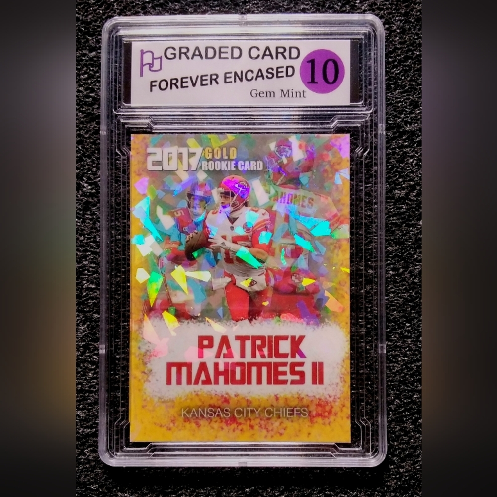 Patrick Mahomes Cracked Ice Holographic Football Rookie Card Graded 10 Gem Mint